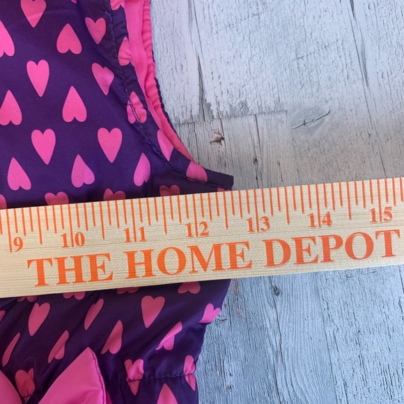 Little Girls Puffy Vest - Picture 7 of 8